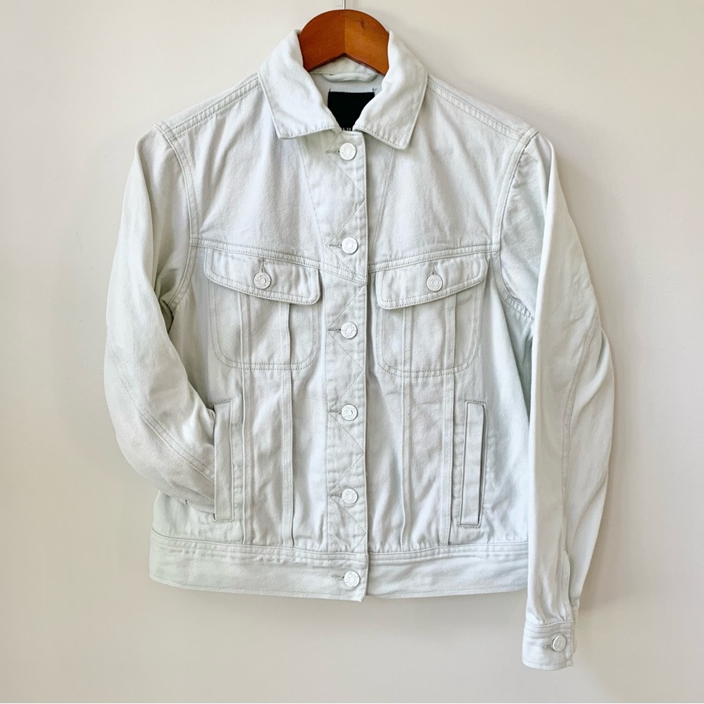 ARITZIA | WILFRED FREE CLASSIC RELAXED DENIM JACKET (BLEACH WASH) JEAN